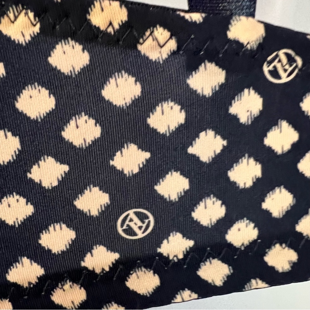 Adrienne Vittadini studio wm navy blue white bra wired support padded Sz 38DD - Picture 3 of 12